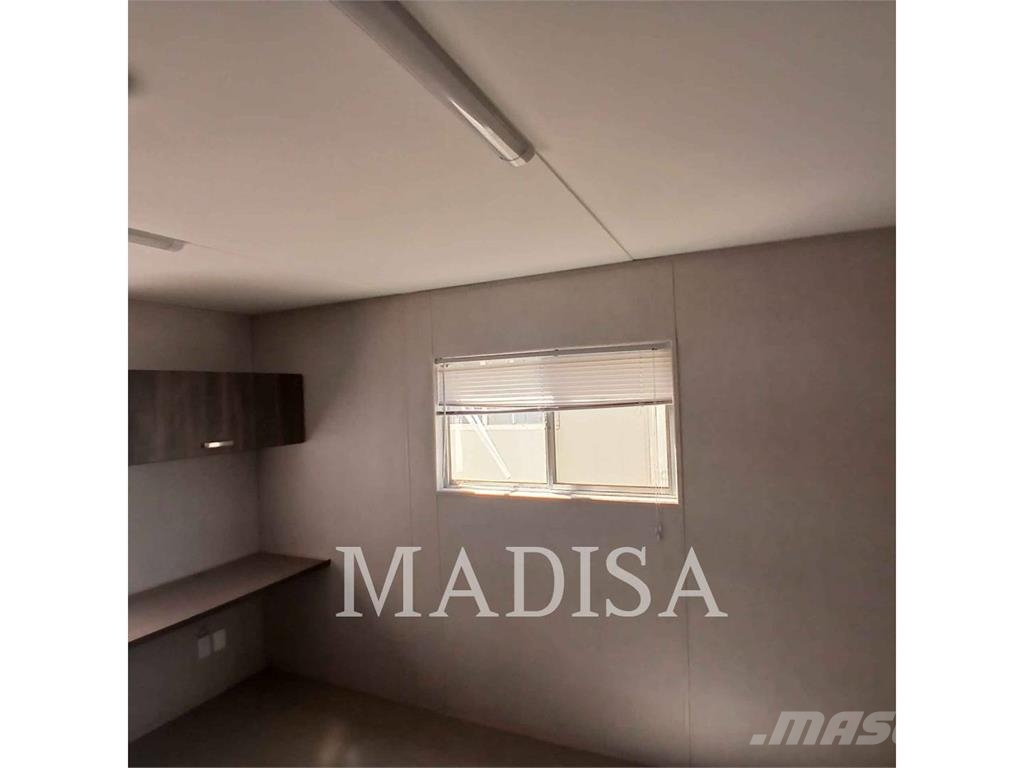 COMMOSA 12X60_OFICINA Stavebné bunky