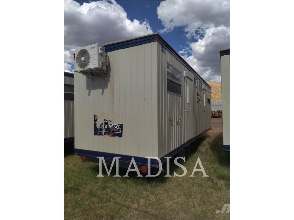 COMMOSA 8X32_DORMITORIO Stavebné bunky