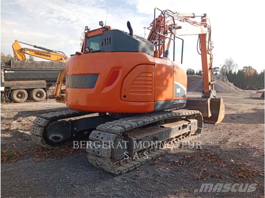 Doosan DX140LCR-5 Escavadoras de rastos