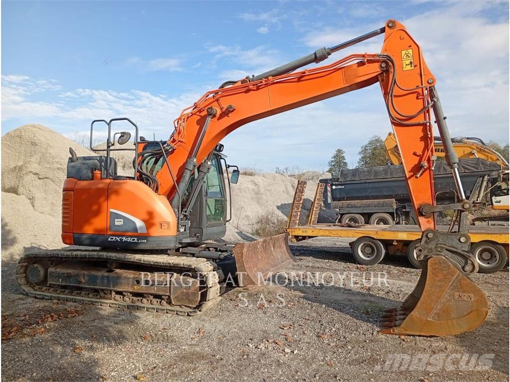 Doosan DX140LCR-5 Escavadoras de rastos
