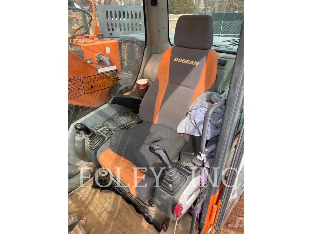 Doosan DX235LCR-5 Escavadoras de rastos