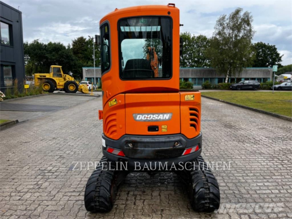 Doosan DX30Z Bandgrävare