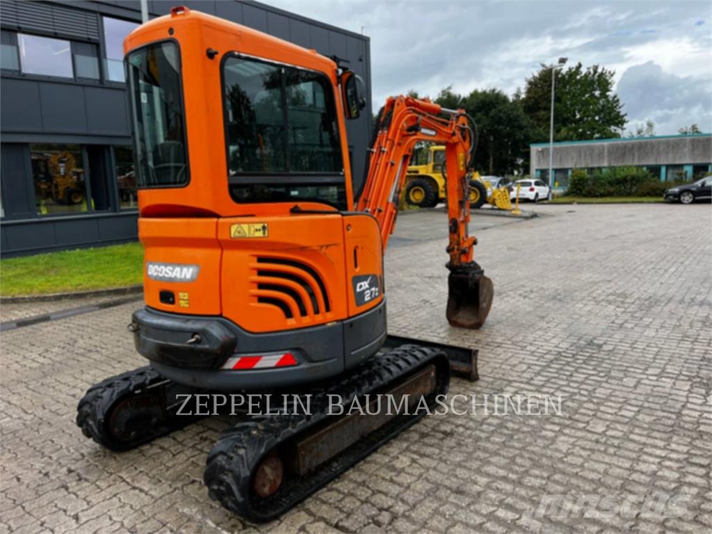 Doosan DX30Z Bandgrävare