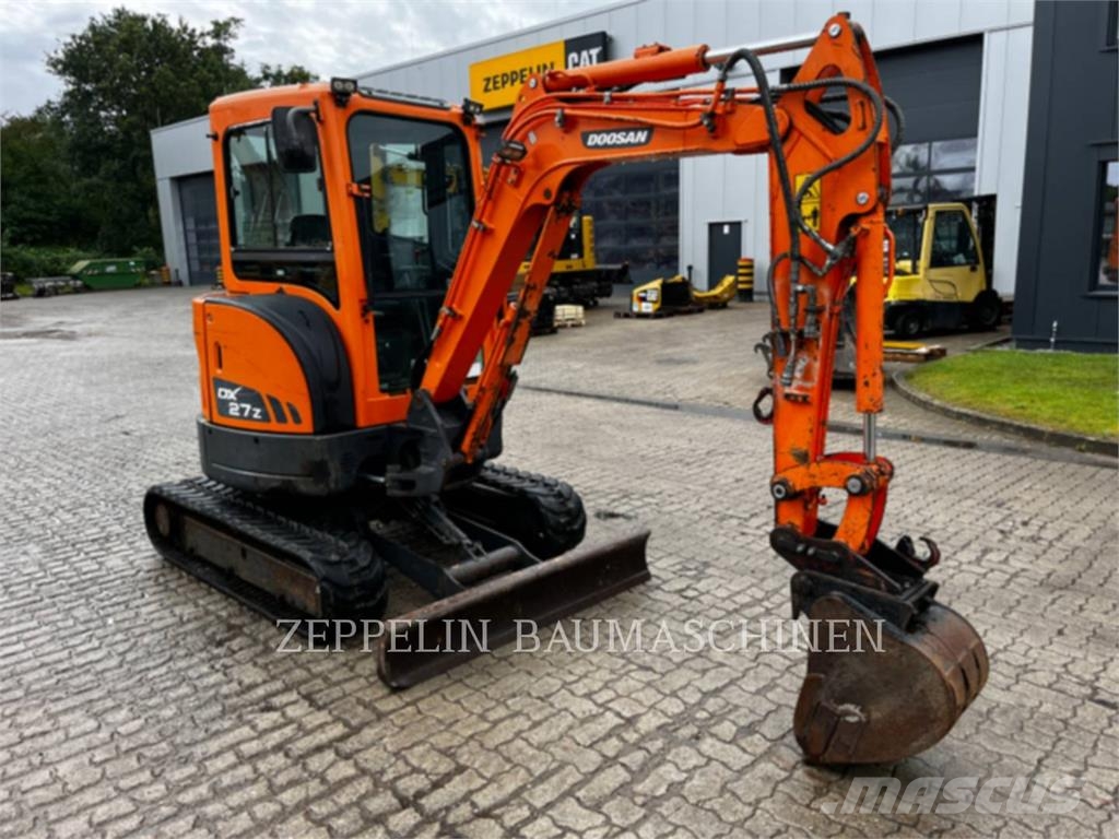 Doosan DX30Z Bandgrävare