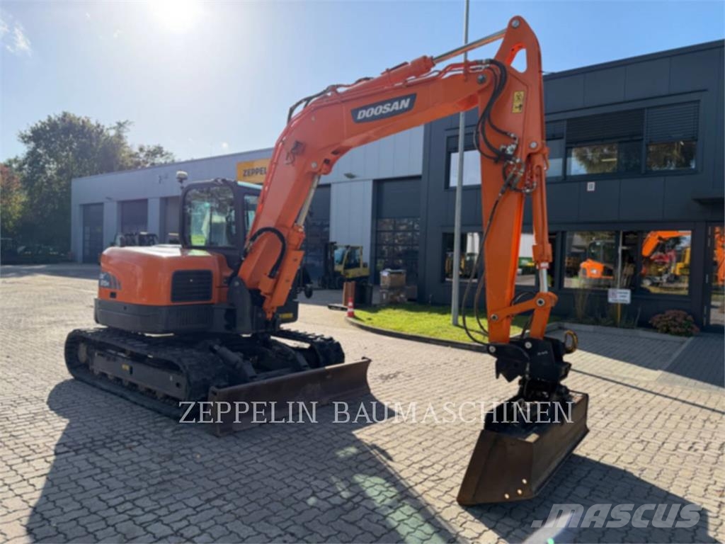 Doosan DX85R-3 Bagri goseničarji