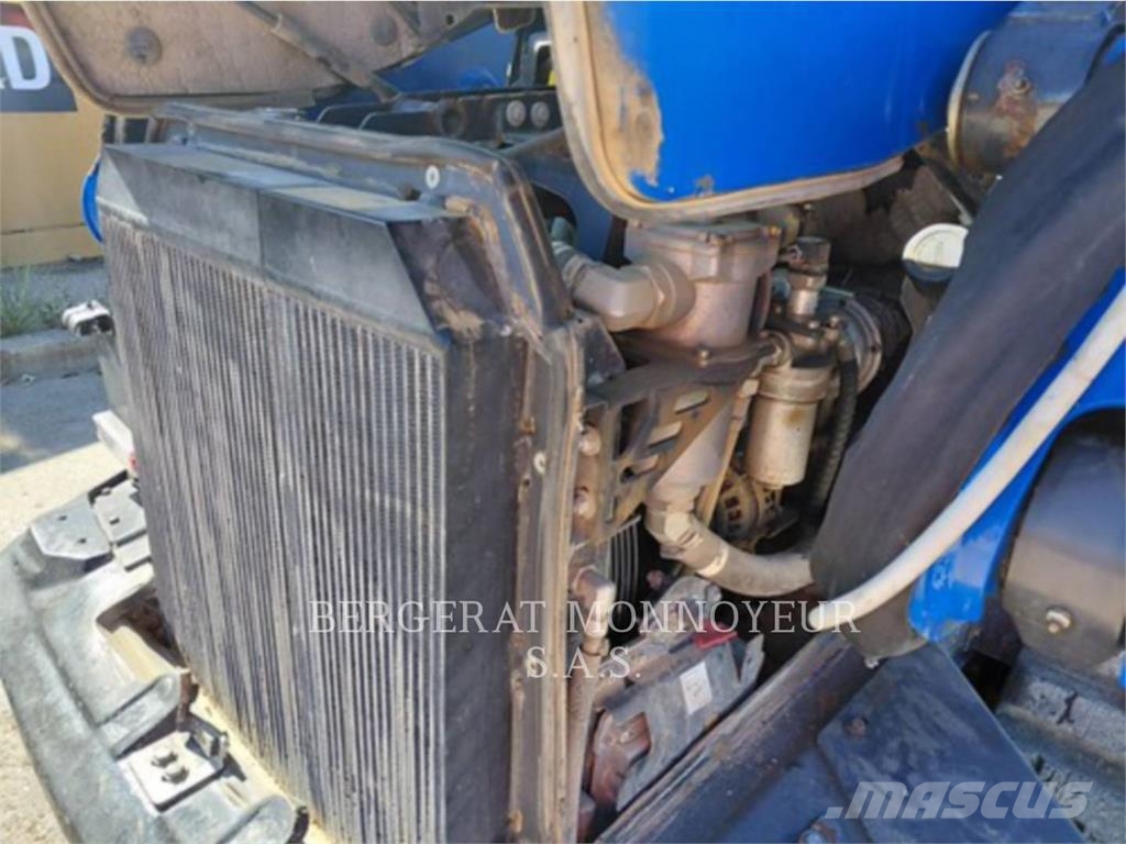Eurocomach ETL200 T4 لوادر زحافة