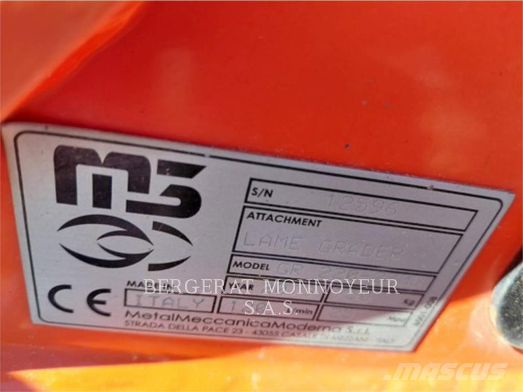 Eurocomach ETL200 T4 لوادر زحافة
