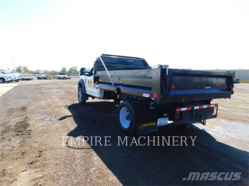 Ford / New Holland 3YD DMP AZ Camiones cisterna