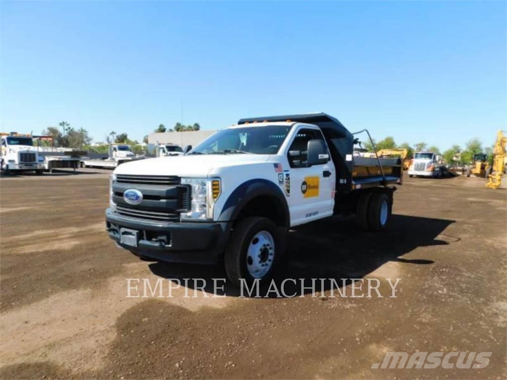 Ford / New Holland 3YD DMP AZ Camiones cisterna