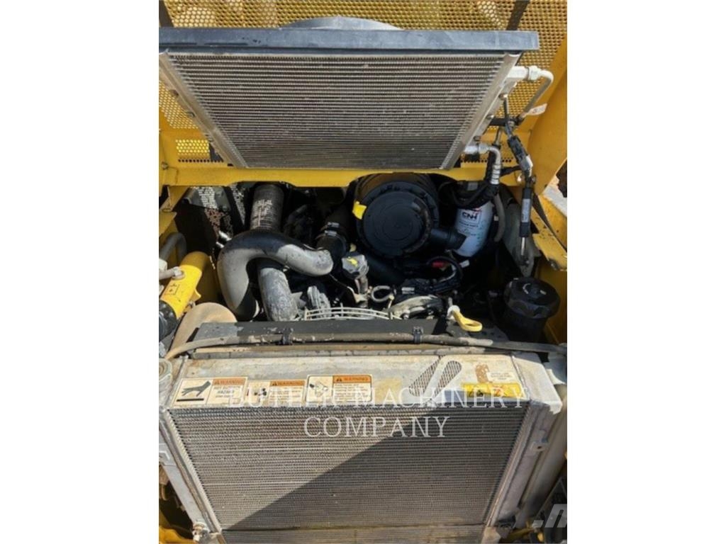 Ford / New Holland L228 Krautuvai su šoniniu pasukimu