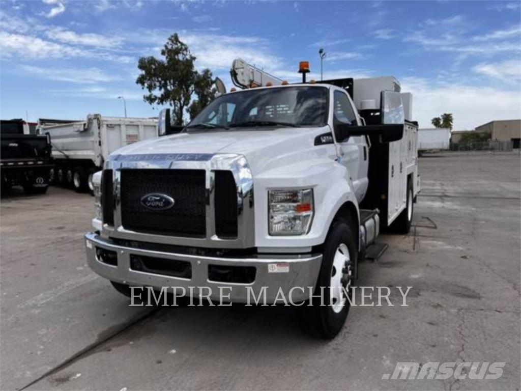 Ford / New Holland SERVICETRK محركات