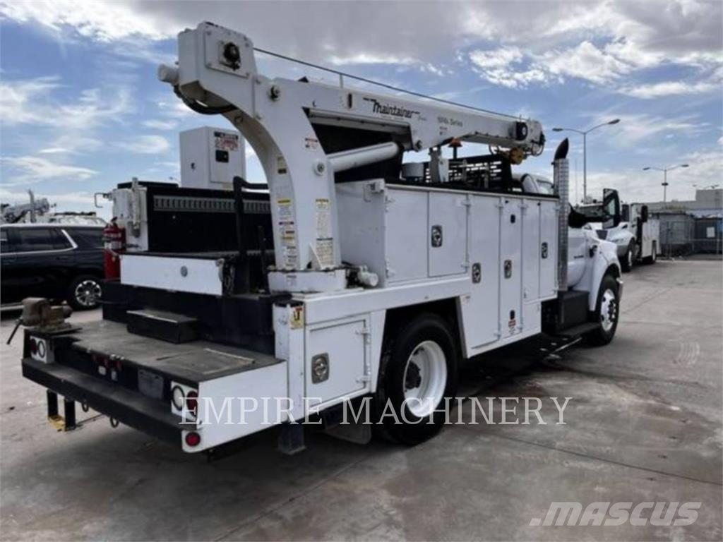 Ford / New Holland SERVICETRK محركات