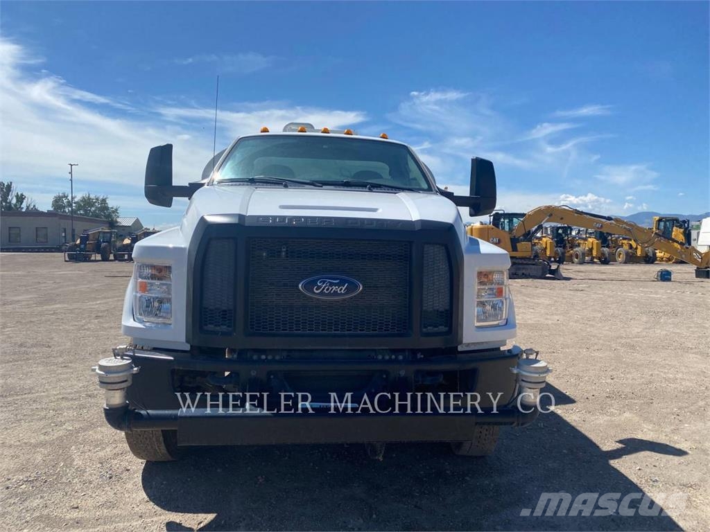 Ford / New Holland WT2000 A Cisternové vozy