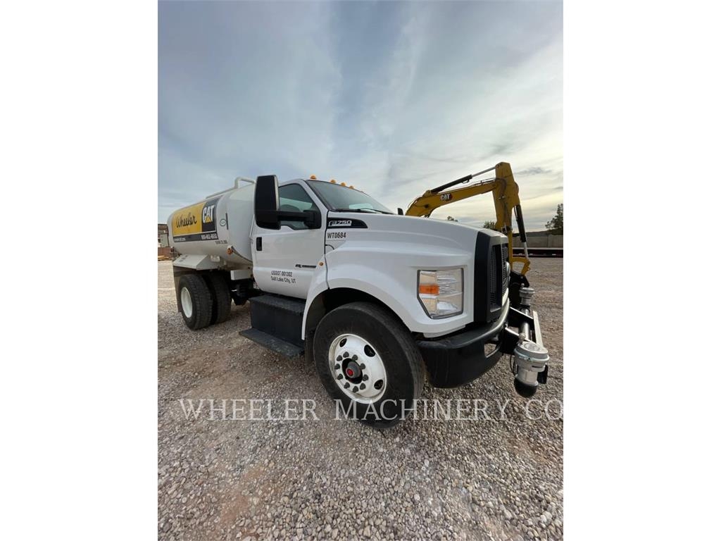 Ford / New Holland WT2000 A Camiones cisternas