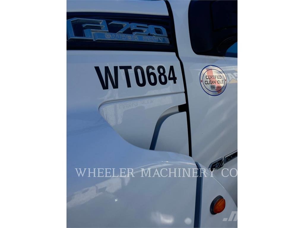 Ford / New Holland WT2000 A Camiones cisternas