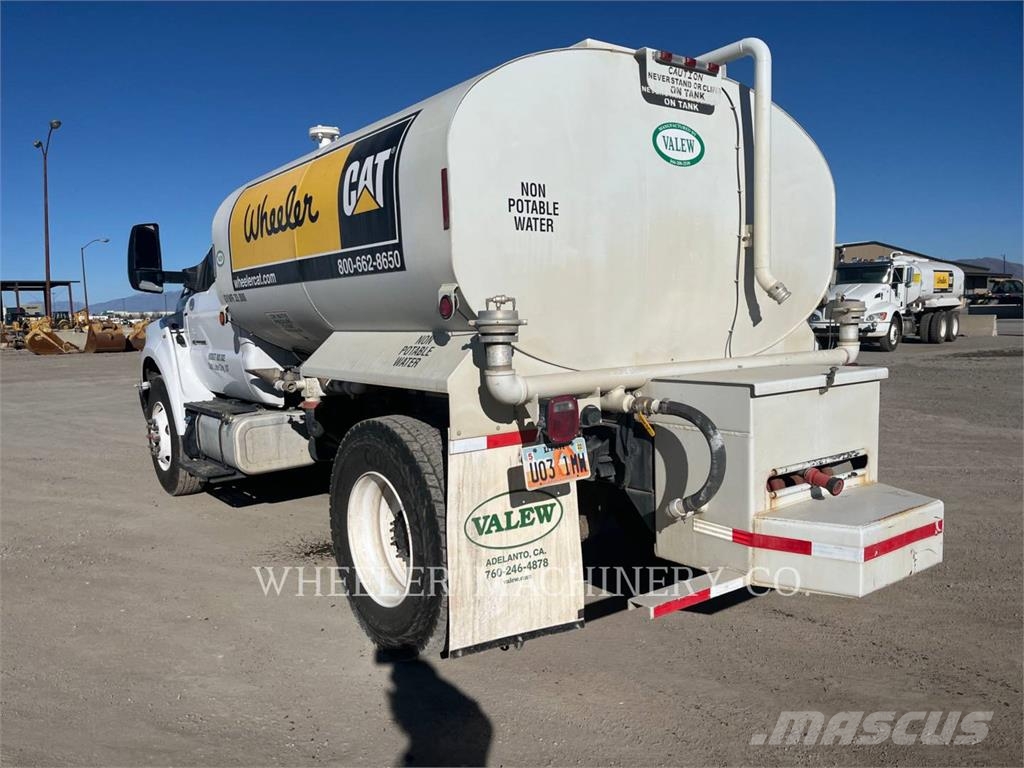 Ford / New Holland WT2000 A Camiones cisternas