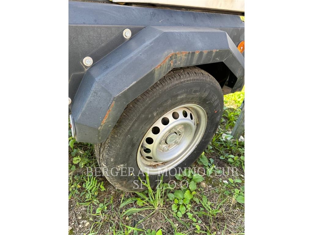 Generac V20 照明燈