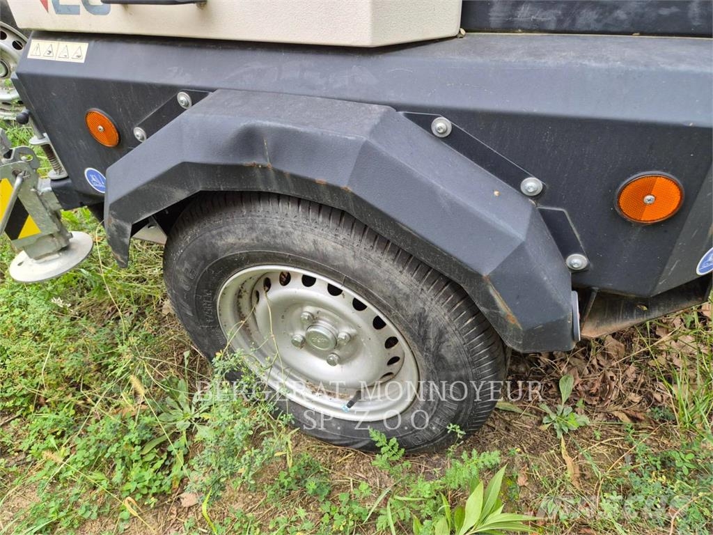 Generac V20 أبراج خفيفة