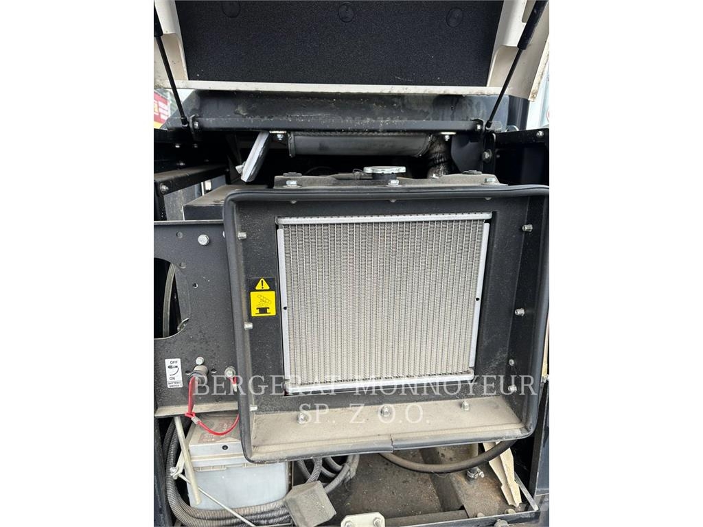 Generac V20 Fénytornyok