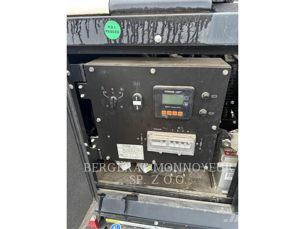 Generac V20 Fénytornyok