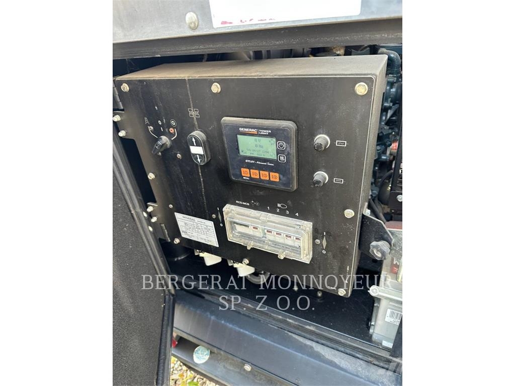 Generac V20 Fénytornyok