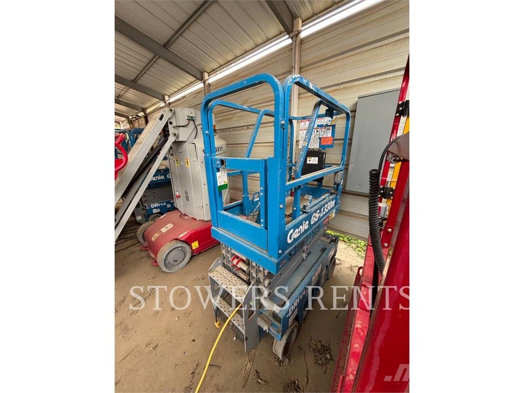 Genie 1330E Scissor lifts