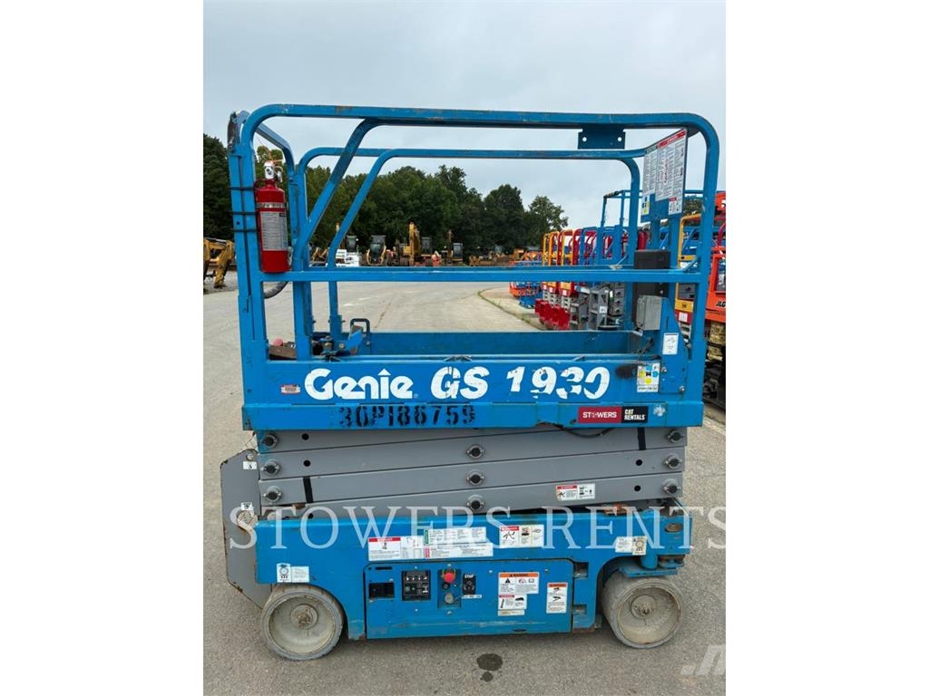Genie 1930E Scissor lifts