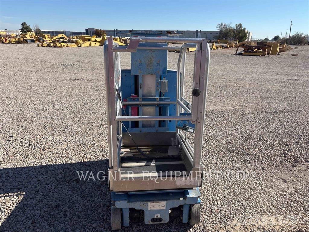Genie GR15 Articulated boom lifts
