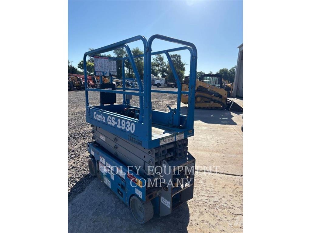 Genie GS1930 Scissor lifts