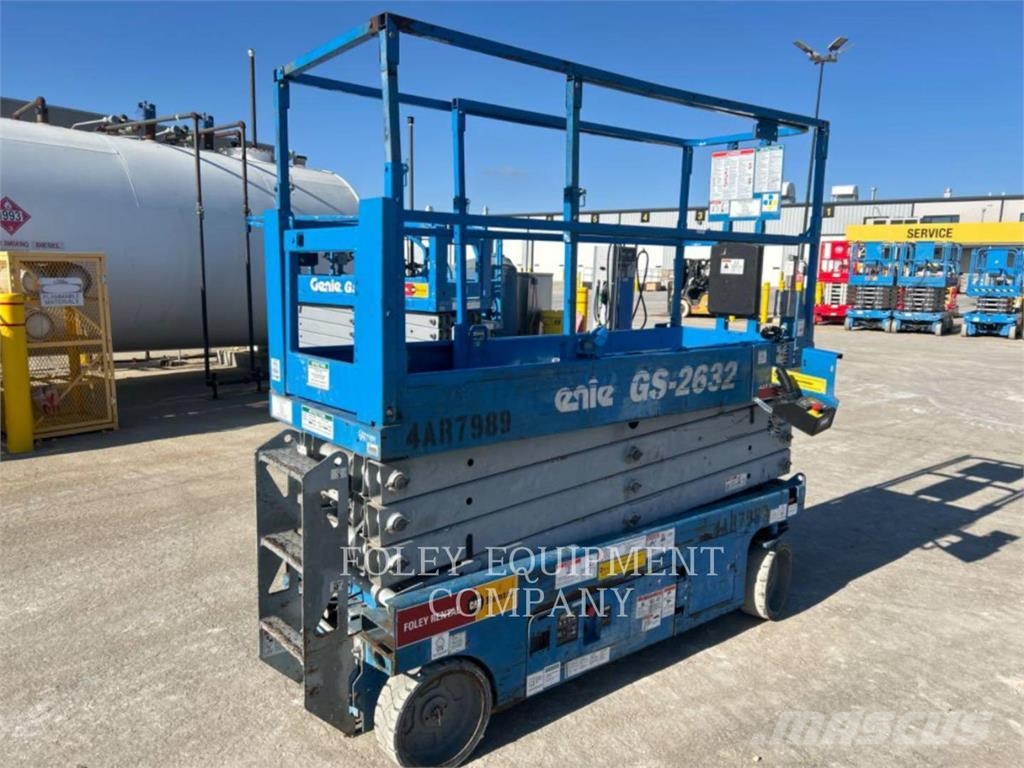 Genie GS2632 Žirkliniai keltuvai