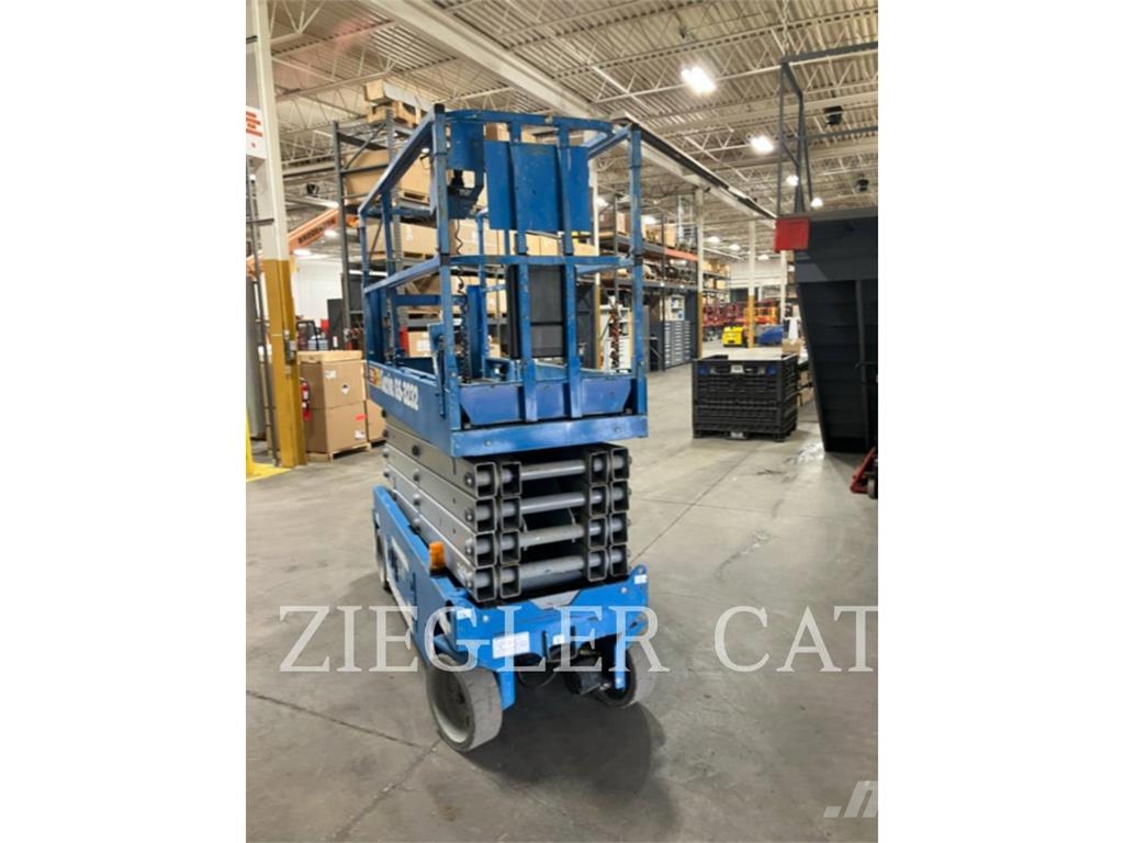 Genie GS3232 Scissor lifts