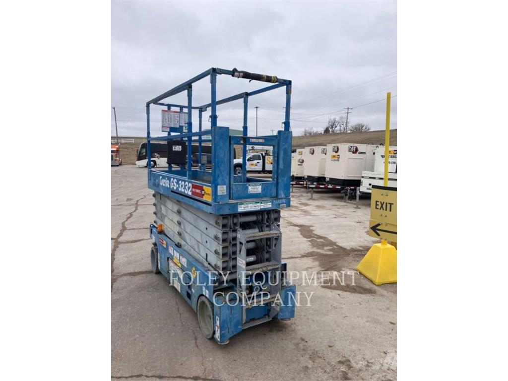 Genie GS3232EEO Ανυψωτήρες ψαλιδωτής άρθρωσης