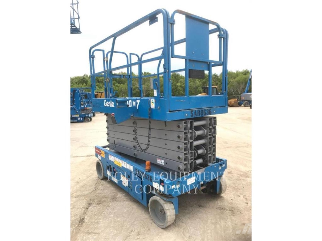 Genie GS4047 剪式升降機