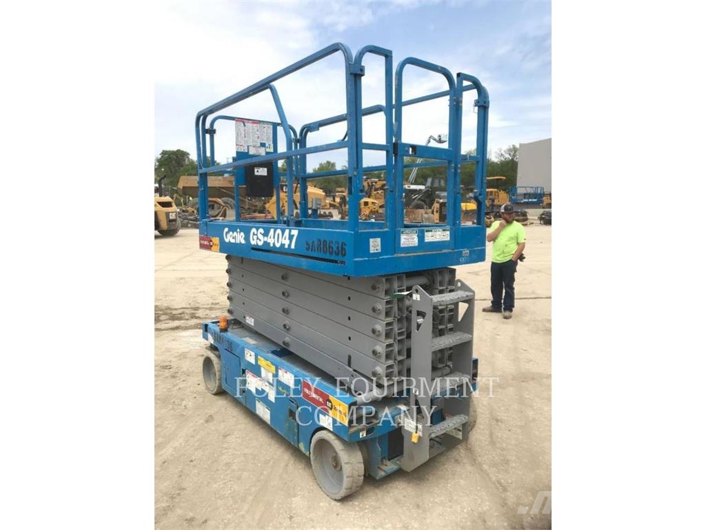 Genie GS4047 剪式升降機