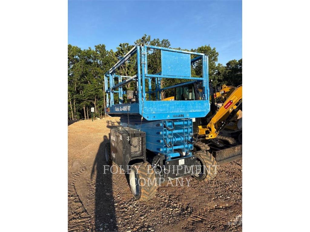 Genie GS4069RTD رافعات مقصية الشكل