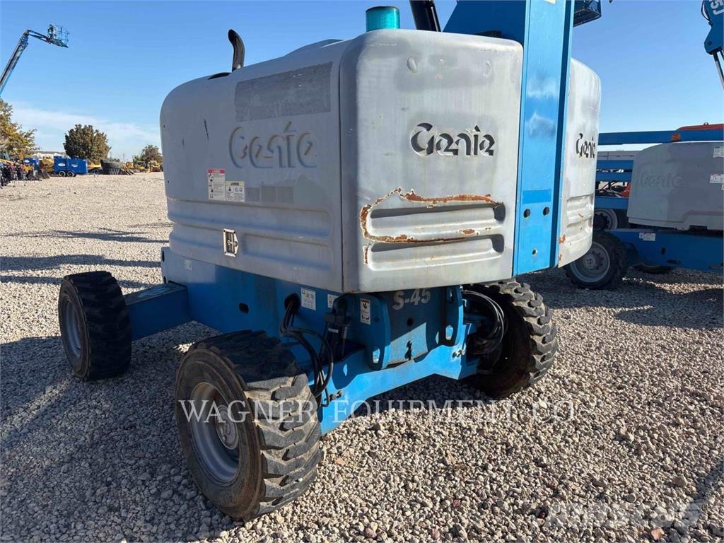 Genie S45RT Strēles pacēlāji