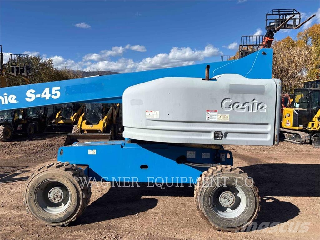 Genie S45RT Gelenkteleskoparbeitsbühnen
