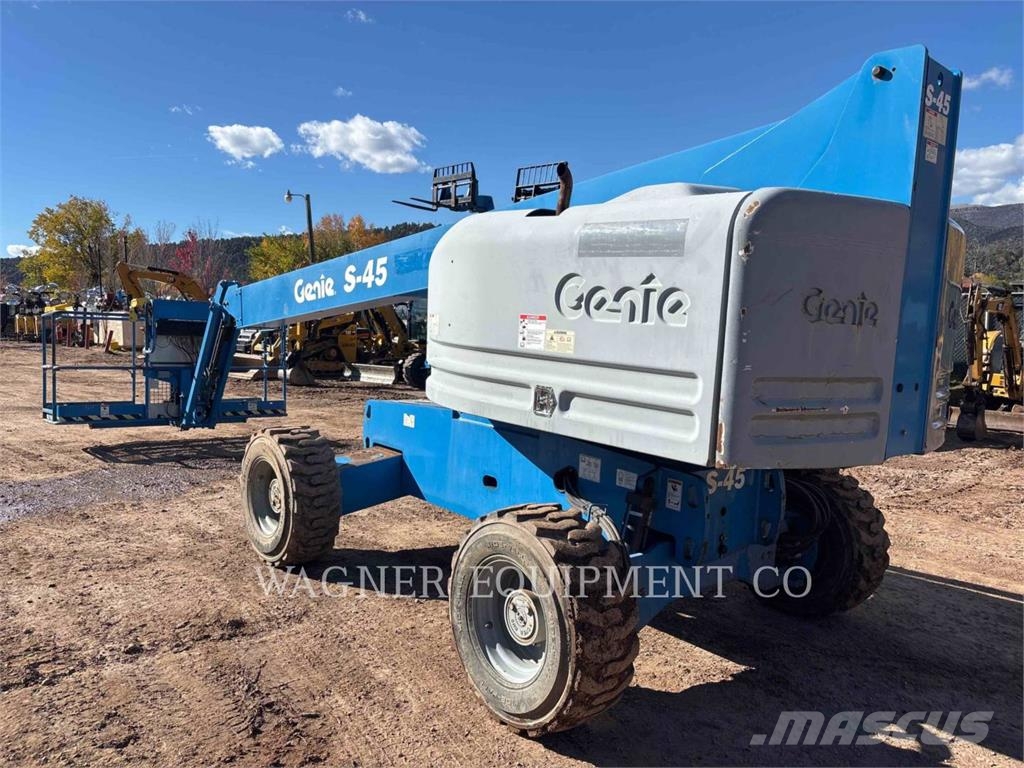 Genie S45RT Gelenkteleskoparbeitsbühnen