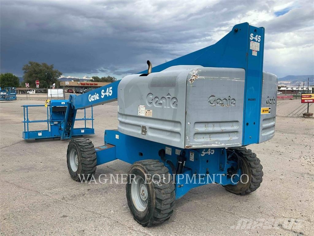 Genie S45RT Strēles pacēlāji