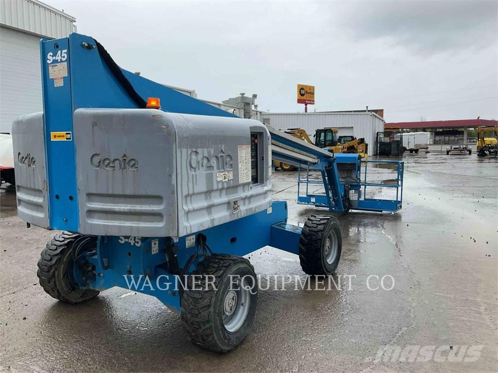 Genie S45RT Karos emelők