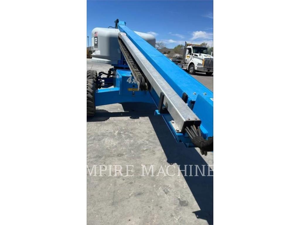 Genie S45RT Articulated boom lifts