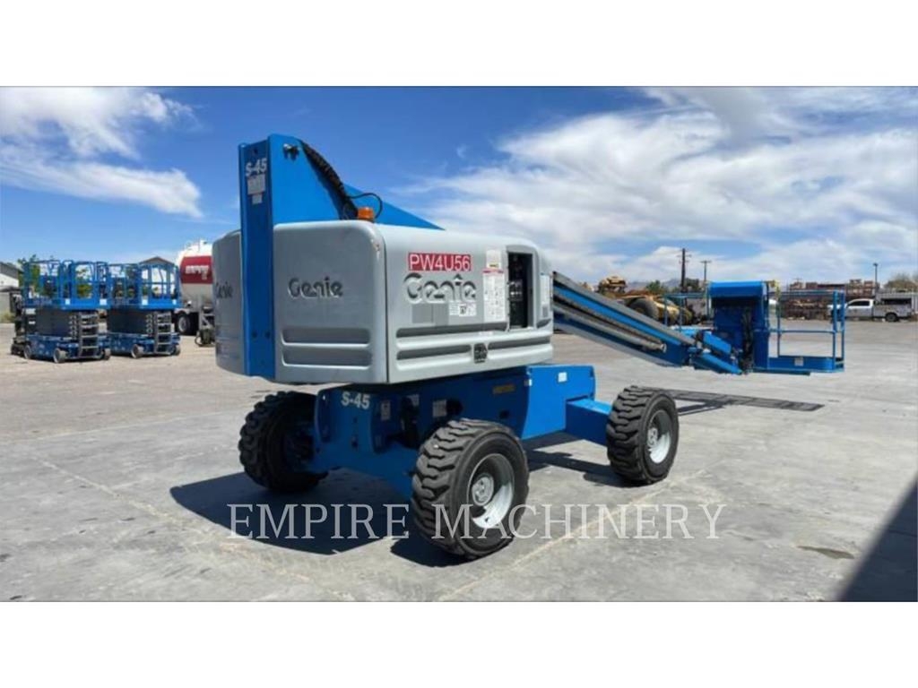 Genie S45RT Articulated boom lifts