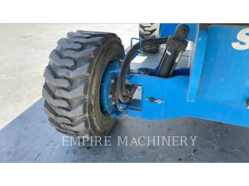 Genie S45RT Articulated boom lifts