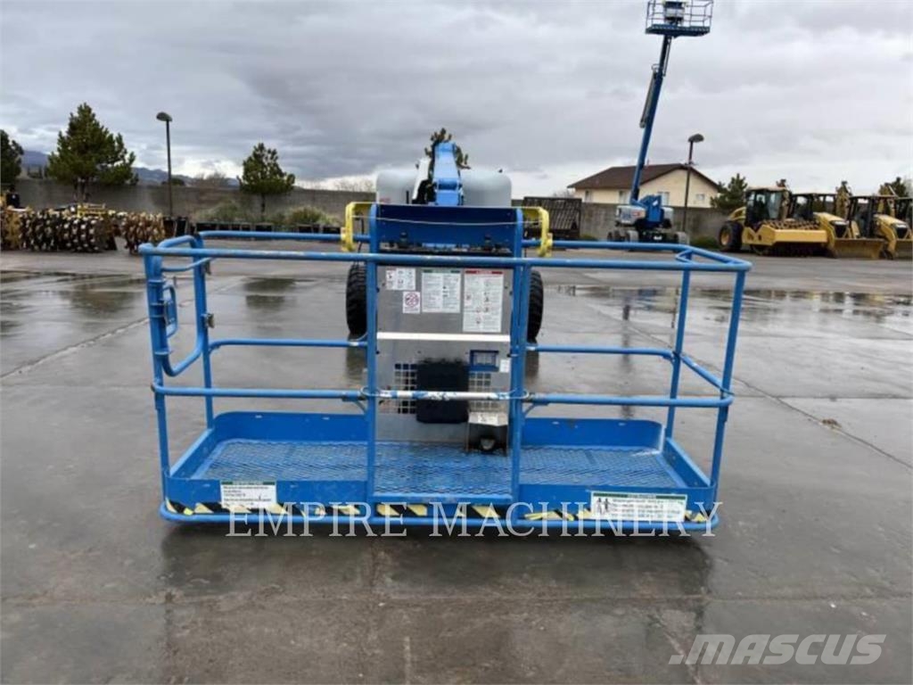 Genie S45RT Articulated boom lifts