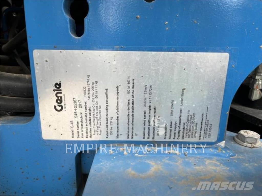 Genie S45RT Articulated boom lifts