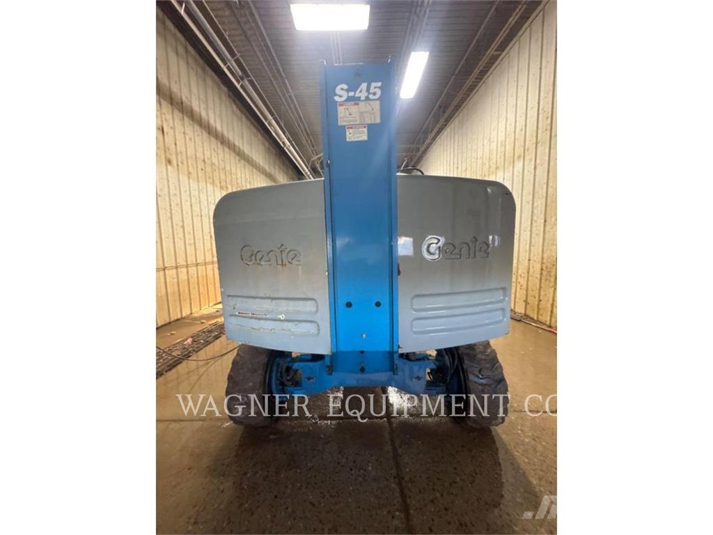 Genie S45XC رافعات سلة مفصلية