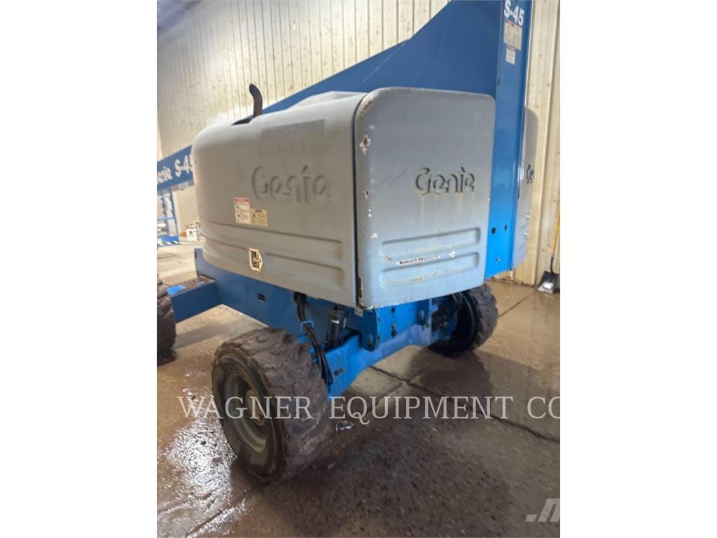 Genie S45XC رافعات سلة مفصلية
