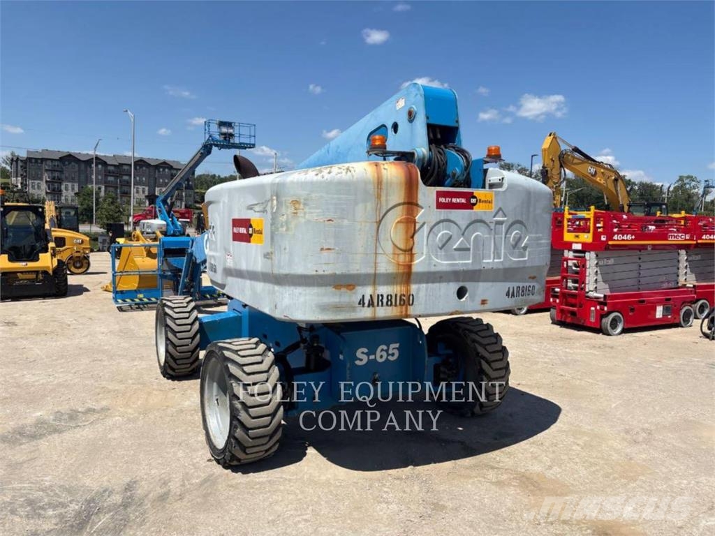 Genie S65G4W Articulated boom lifts