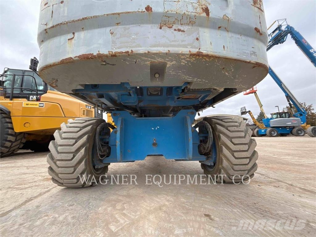 Genie S85RT 曲臂高空作業車