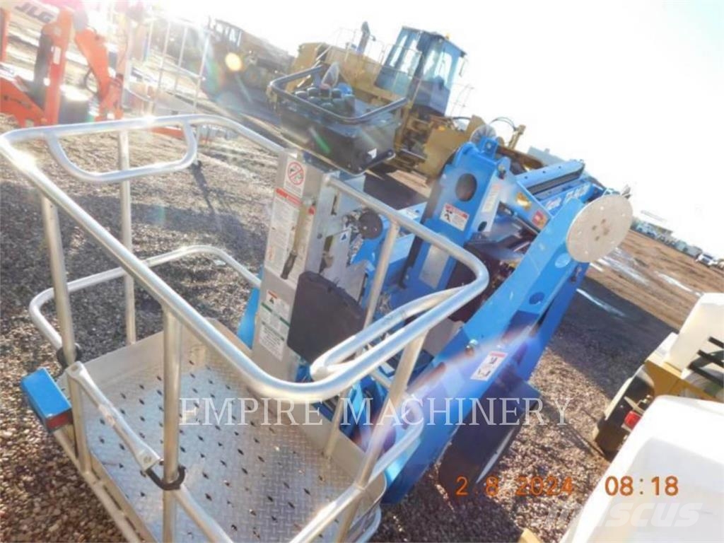 Genie TZ-34 DC Zglobne dvižne ploščadi